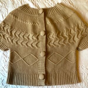 ✨excellent shape✨ Beautiful Tan Lambswool Buttonup Sweater - MED